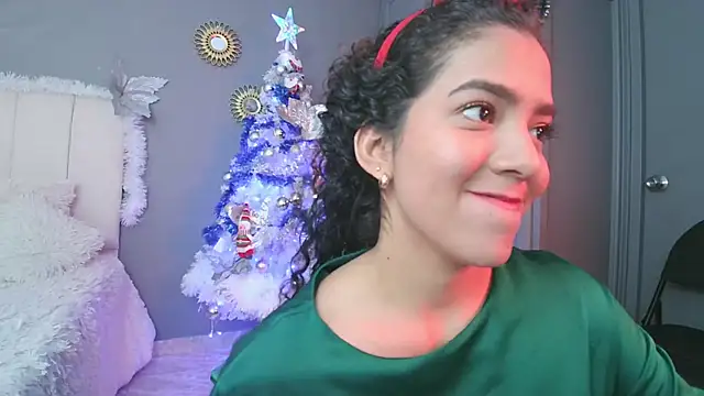 arteverena online show from December 15, 2024, 7:42 pm