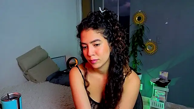 Snapshot of arteverena chatting on February 2, 2026, 11:25 pm arteverena online show from February 2, 2026, 11:25 pm