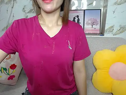 Love bug15 online show from October 9, 2025, 5:49 am