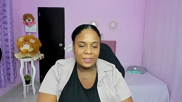 Snapshot of bbw_charlote chatting on March 15, 2026, 12:00 pm bbw charlote online show from March 15, 2026, 12:00 pm