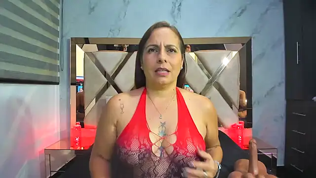 Susy wisee online show from January 16, 2026, 3:21 am