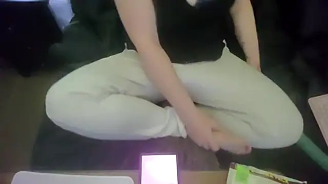 XxxAprilxxX online show from October 29, 2025, 2:58 am