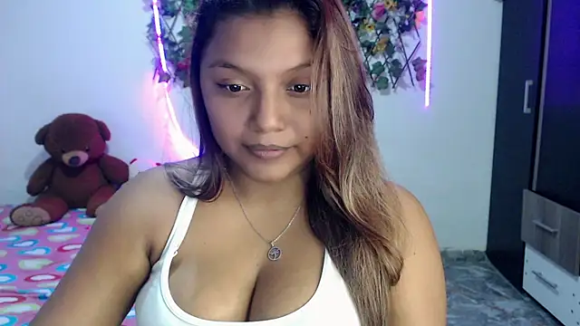 Snapshot of sexysusan4you chatting on October 16, 2025, 6:42 pm sexysusan4you online show from October 16, 2025, 6:42 pm