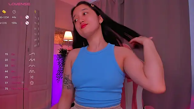 FreyaRaya online show from February 1, 2025, 8:50 am