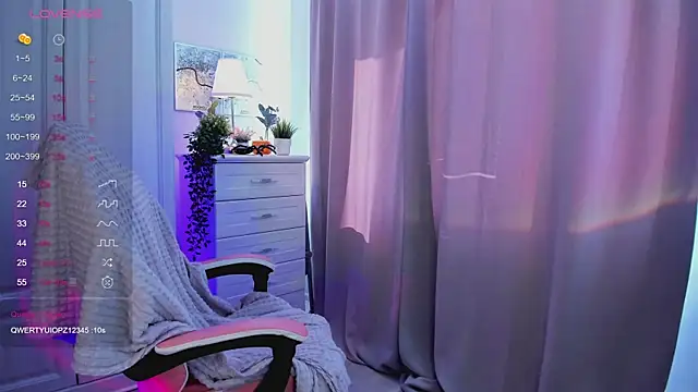 FreyaRaya online show from March 1, 2025, 9:07 am