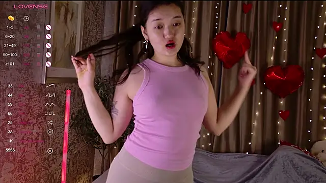 FreyaRaya online show from February 19, 2026, 3:35 am