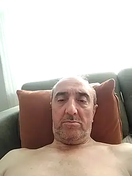 Snapshot of thekeys chatting on July 6, 2026, 2:25 pm thekeys online show from July 6, 2026, 2:25 pm