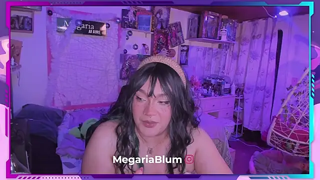 Snapshot of MegariaB chatting on December 27, 2024, 4:26 am MegariaB online show from December 27, 2024, 4:26 am