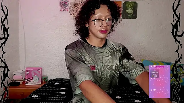 angelsdustxxx online show from December 17, 2024, 4:23 am