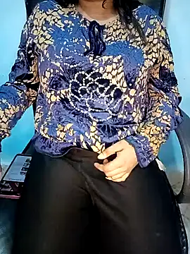 Dayna-36 online show from January 1, 2025, 8:58 pm