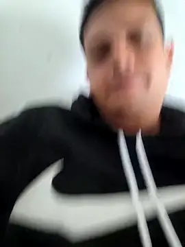 Ernesto696967 online show from November 1, 2025, 5:59 pm