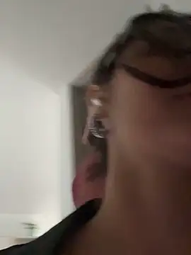 Snapshot of Susi_bell chatting on March 20, 2025, 10:18 pm Susi bell online show from March 20, 2025, 10:18 pm