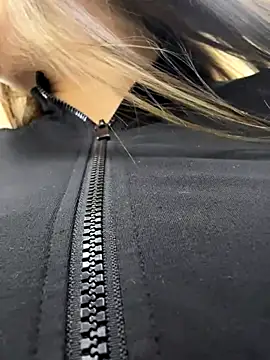 Snapshot of JessiMur chatting on September 13, 2025, 8:36 am JessiMur online show from September 13, 2025, 8:36 am