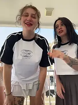 Snapshot of JessiMur chatting on December 1, 2025, 2:16 am JessiMur online show from December 1, 2025, 2:16 am