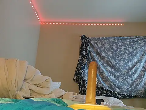 Fuckmyassg00d online show from February 24, 2025, 1:31 pm