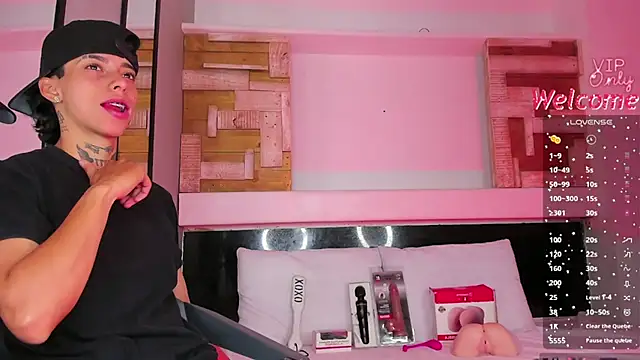 AmberAdams  online show from March 27, 2026, 1:33 pm