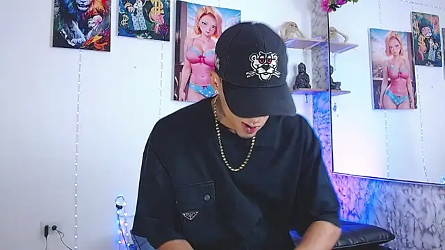 Snapshot of Liam_lee chatting on September 19, 2025, 8:20 pm Liam lee online show from September 19, 2025, 8:20 pm