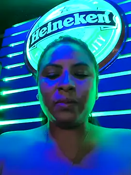 Francesca ferrari online show from January 12, 2025, 3:28 am