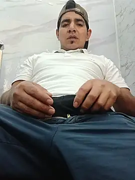 latino17 online show from November 29, 2025, 6:05 am