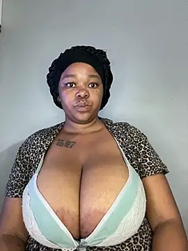 Mandy-101 online show from October 29, 2025, 5:20 am