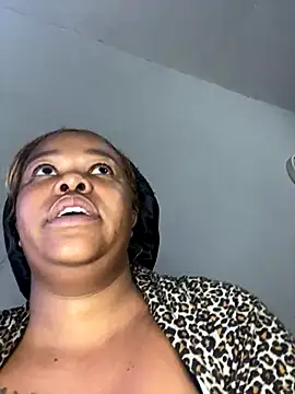 Mandy-101 online show from October 31, 2025, 3:40 am