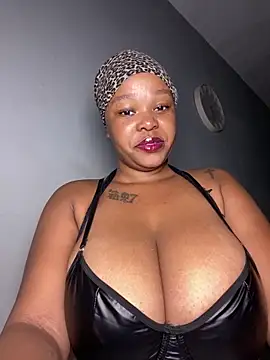 Mandy-101 online show from February 27, 2026, 5:18 am