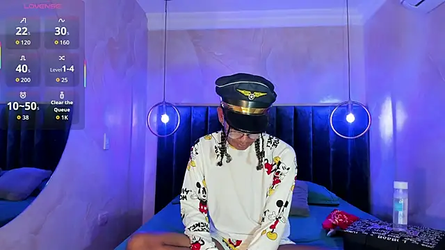 Maxim-Walker online show from October 20, 2025, 3:18 am