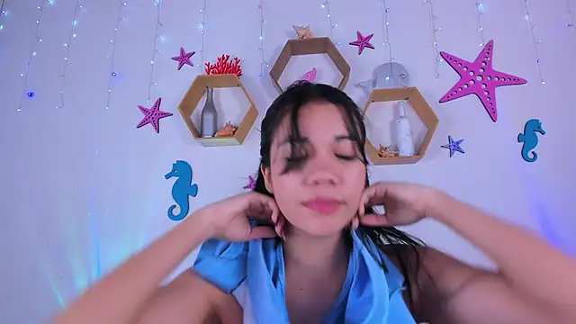 Snapshot of Emiily_Parkerr chatting on September 18, 2025, 3:08 am Emiily Parkerr online show from September 18, 2025, 3:08 am