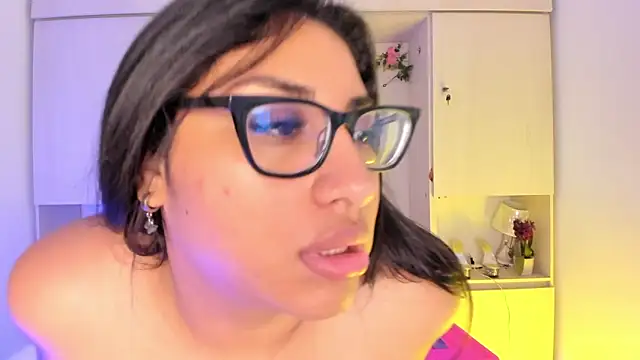 CANDYGABYY online show from March 25, 2026, 8:15 pm