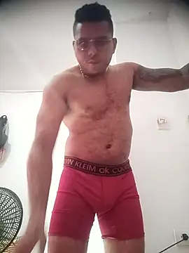 SaucyAffair0 online show from April 12, 2026, 1:38 pm