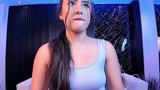 paulina sweett  online show from January 19, 2026, 12:31 pm