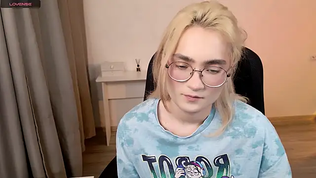 CuteYukiKun online show from March 15, 2026, 7:20 pm