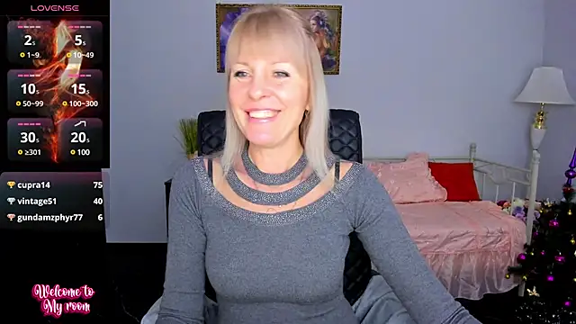 Snapshot of Anita_Tayson chatting on December 25, 2024, 10:06 am Anita Tayson online show from December 25, 2024, 10:06 am