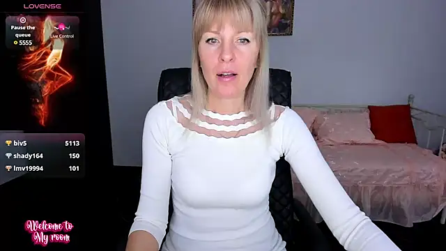 Snapshot of Anita_Tayson chatting on February 8, 2025, 10:07 am Anita Tayson online show from February 8, 2025, 10:07 am