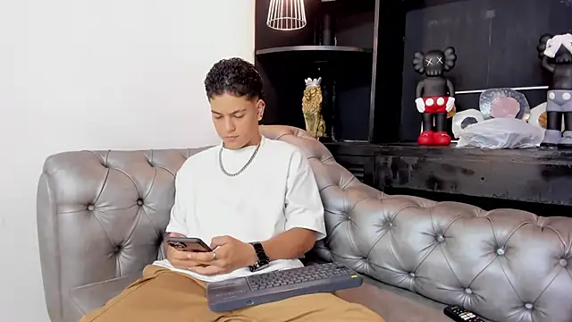 Levy Steve online show from March 20, 2025, 5:13 am