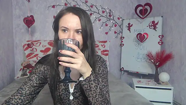 KaraCriegs online show from February 9, 2026, 6:45 pm