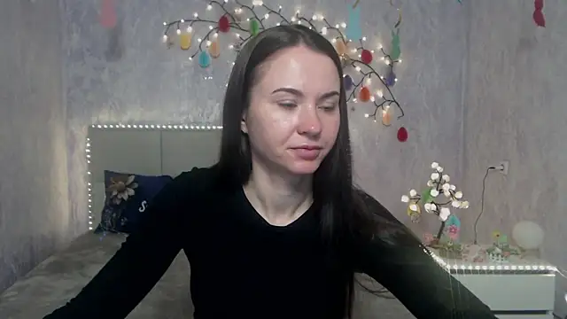 KaraCriegs online show from April 11, 2026, 5:17 pm