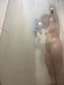 Iris love18 online show from February 23, 2026, 12:24 pm