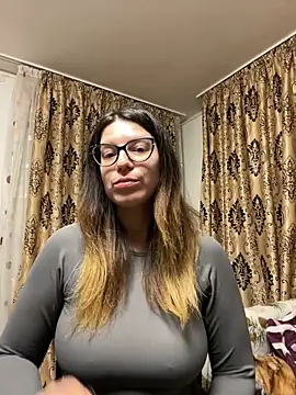 NadiraNoor online show from February 6, 2026, 12:59 am