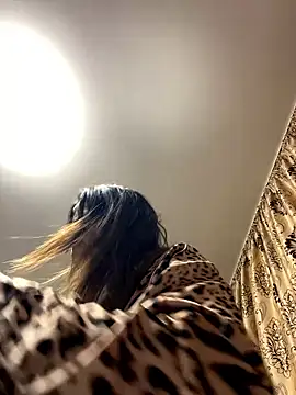 NadiraNoor online show from February 10, 2026, 1:32 am