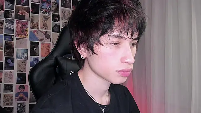 liamelf online show from October 17, 2025, 5:54 am