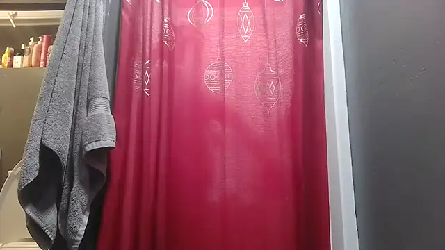 Snapshot of Glitt3rqueen341 chatting on September 11, 2025, 11:32 am Glitt3rqueen341 online show from September 11, 2025, 11:32 am