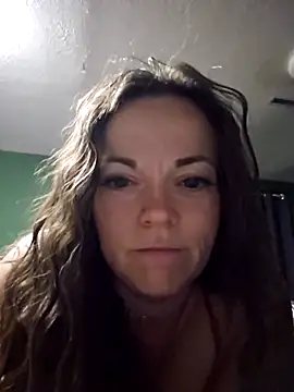 Snapshot of Glitt3rqueen341 chatting on September 12, 2025, 5:51 am Glitt3rqueen341 online show from September 12, 2025, 5:51 am