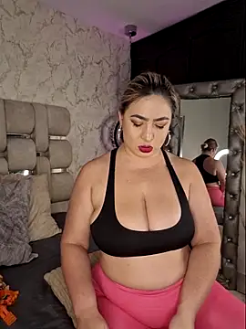 laura bassi online show from February 14, 2026, 4:42 am