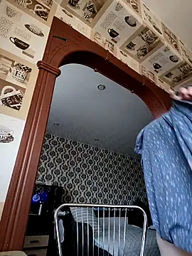 Lady nice cat online show from April 8, 2026, 2:44 am