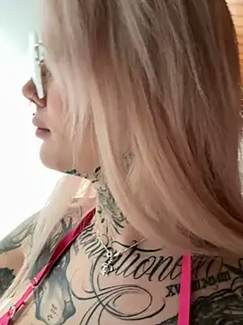 Stella-Kink online show from February 14, 2025, 2:44 pm