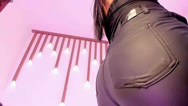 majo rosse  online show from February 21, 2026, 7:15 pm