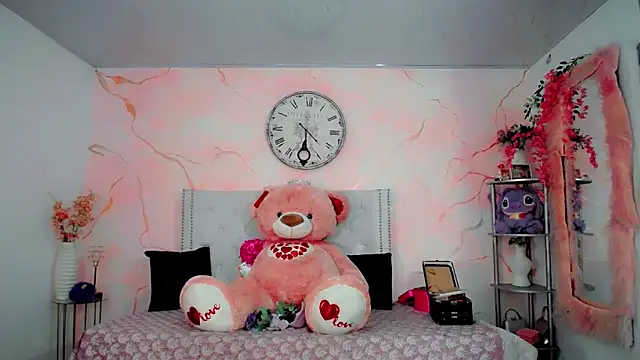 maria camilacms online show from February 25, 2026, 6:50 pm