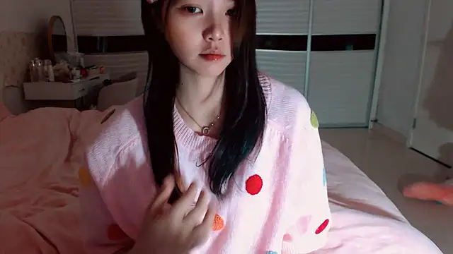 -Lucky Girl online show from February 22, 2026, 1:51 am