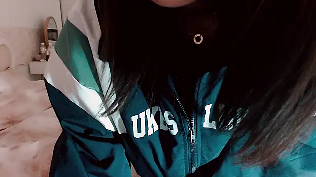 -Lucky Girl online show from April 7, 2026, 2:34 am